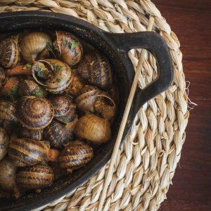 Cargols a la cassola de mar i muntanya